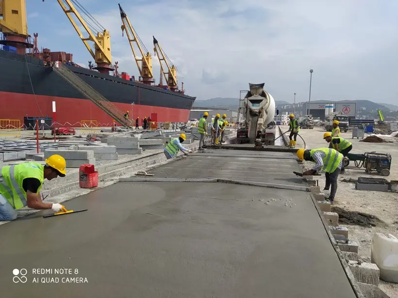 Liman sahasında ağır tonajlı beton kaplama uygulaması